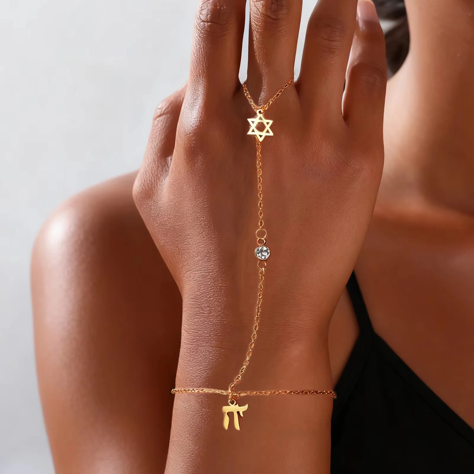 Jewelry & Watches Sp Zo O - سوار إصبع نجمة داود اليهودية بحرف