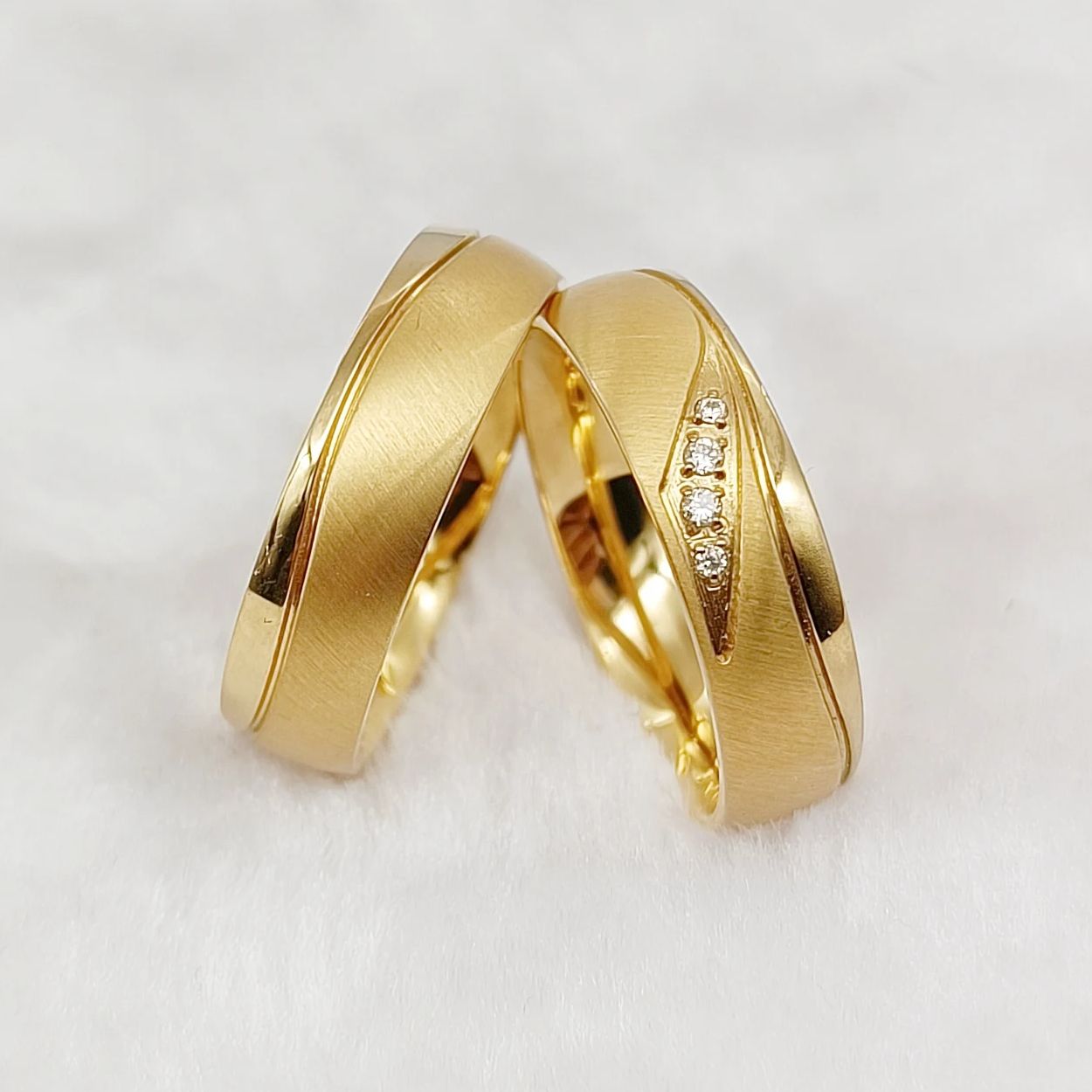 Titanium Steel Ring - الموضة الغربية 24 كيلو مطلية بالذهب