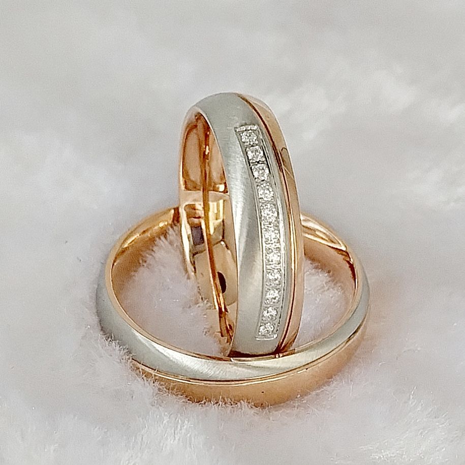 مجموعة خواتم زفاف مصممة يدويًا - مراجعة Titanium Steel Ring وسعره