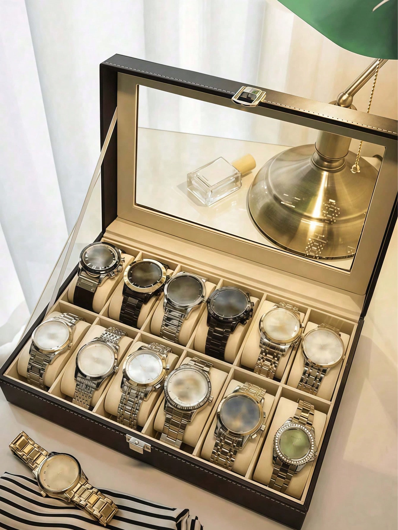 صندوق ساعات جلدي مع قفل، علبة  - مراجعة Jewelry Organizer Watches وسعره