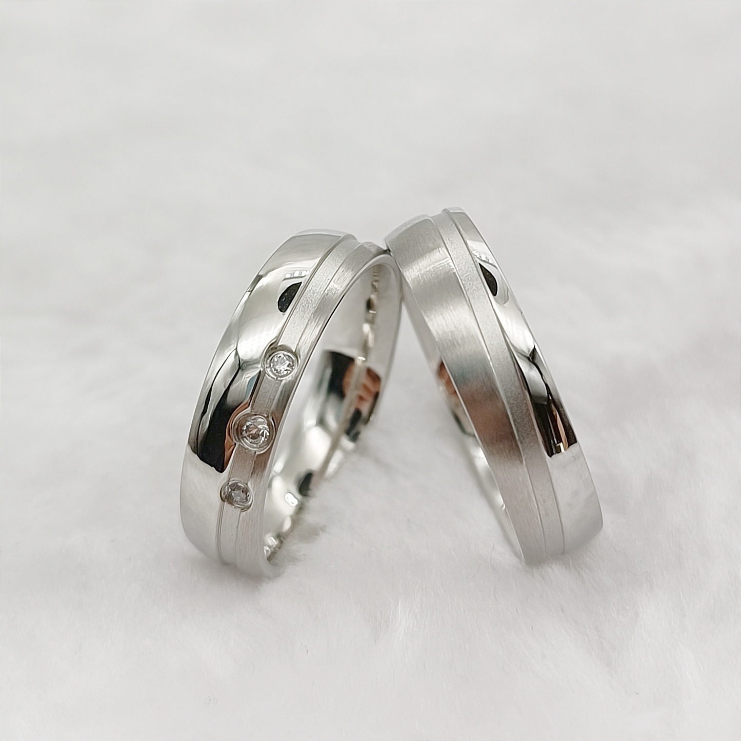 أربطة زفاف متطابقة للذكرى السن - مراجعة Titanium Steel Ring وسعره